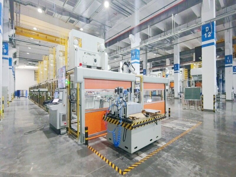 Automatic Transfer Press Line with Robotic Stamping | High Tonnage
